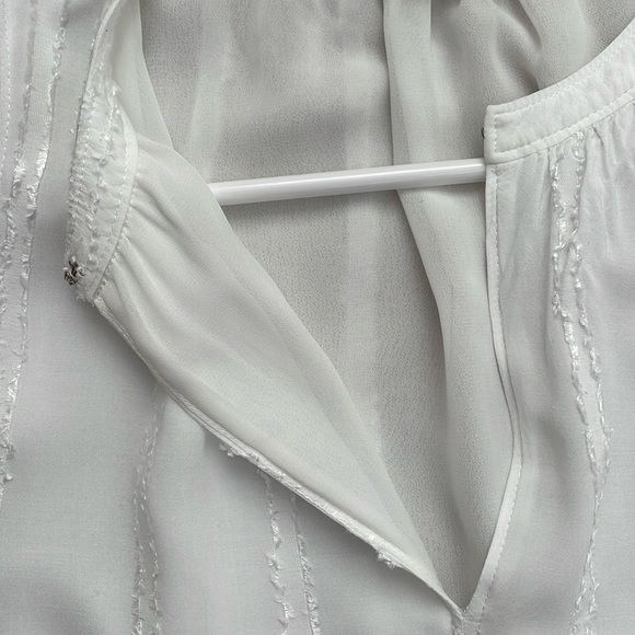 LOFT white sleeveless top - size medium - Picture 4 of 4